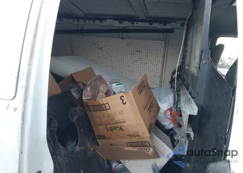 2002 Chevrolet Express from USA, damaged, VIN 1GCFG25W421157123